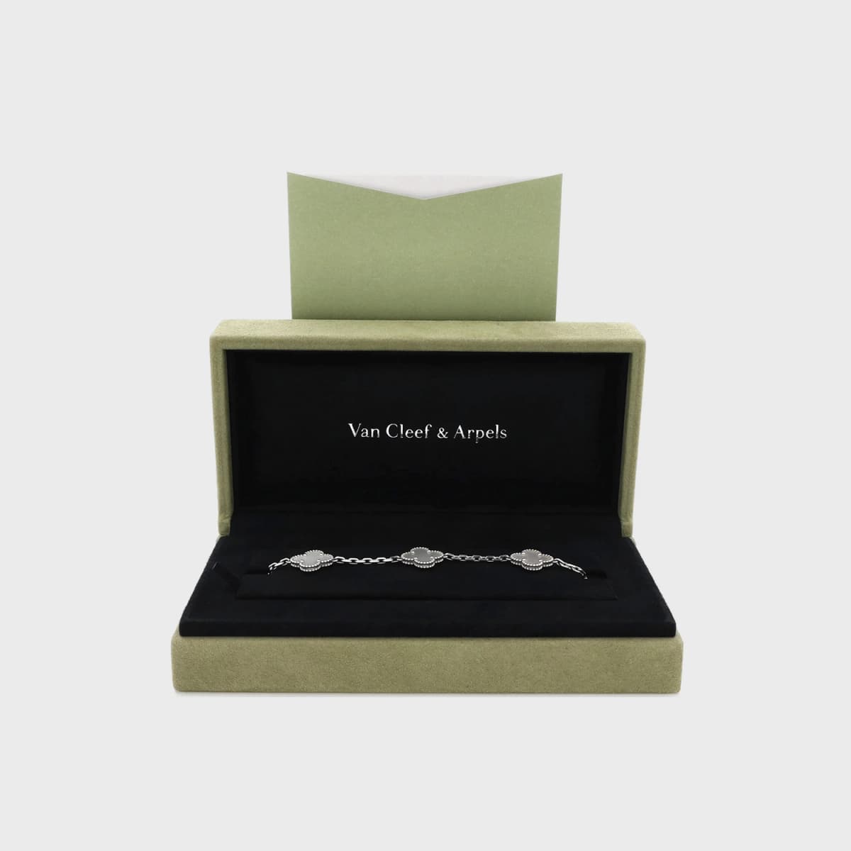 Van Cleef & Arpels Alhambra 5