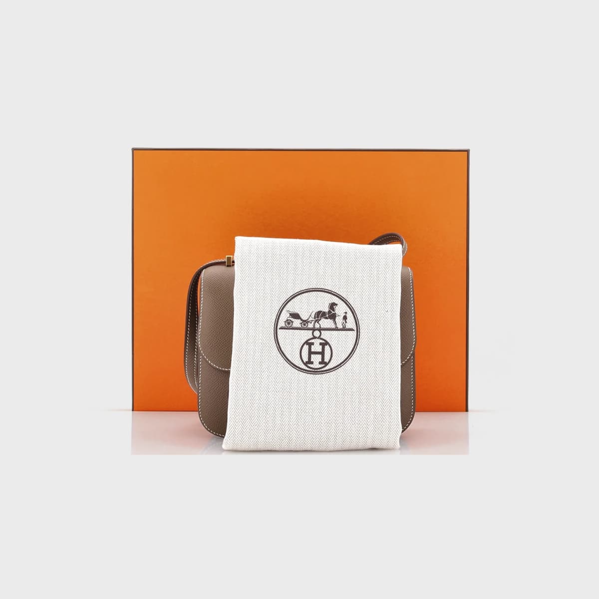 Hermes Constance 18