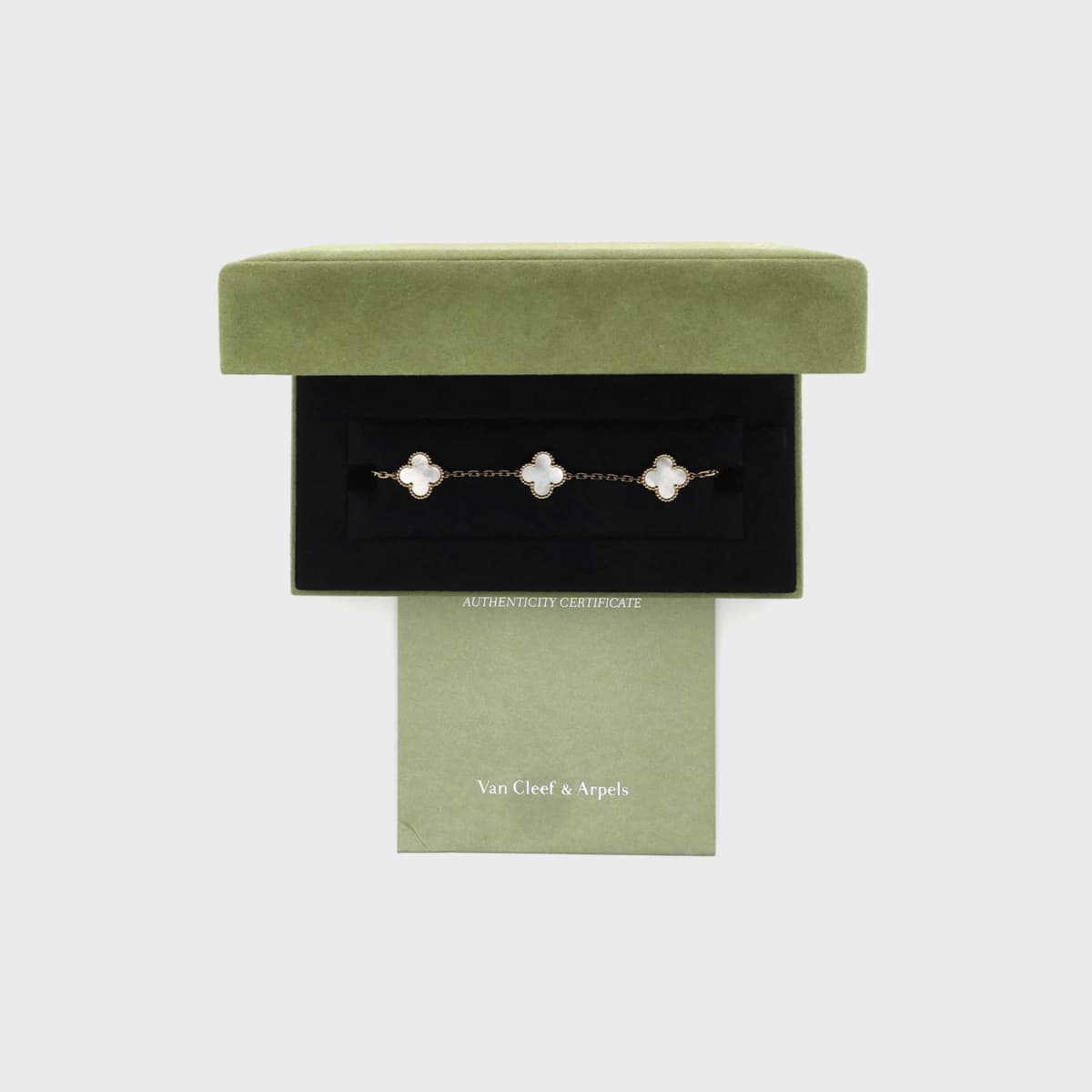 Van Cleef & Arpels Vintage Alhambra 5