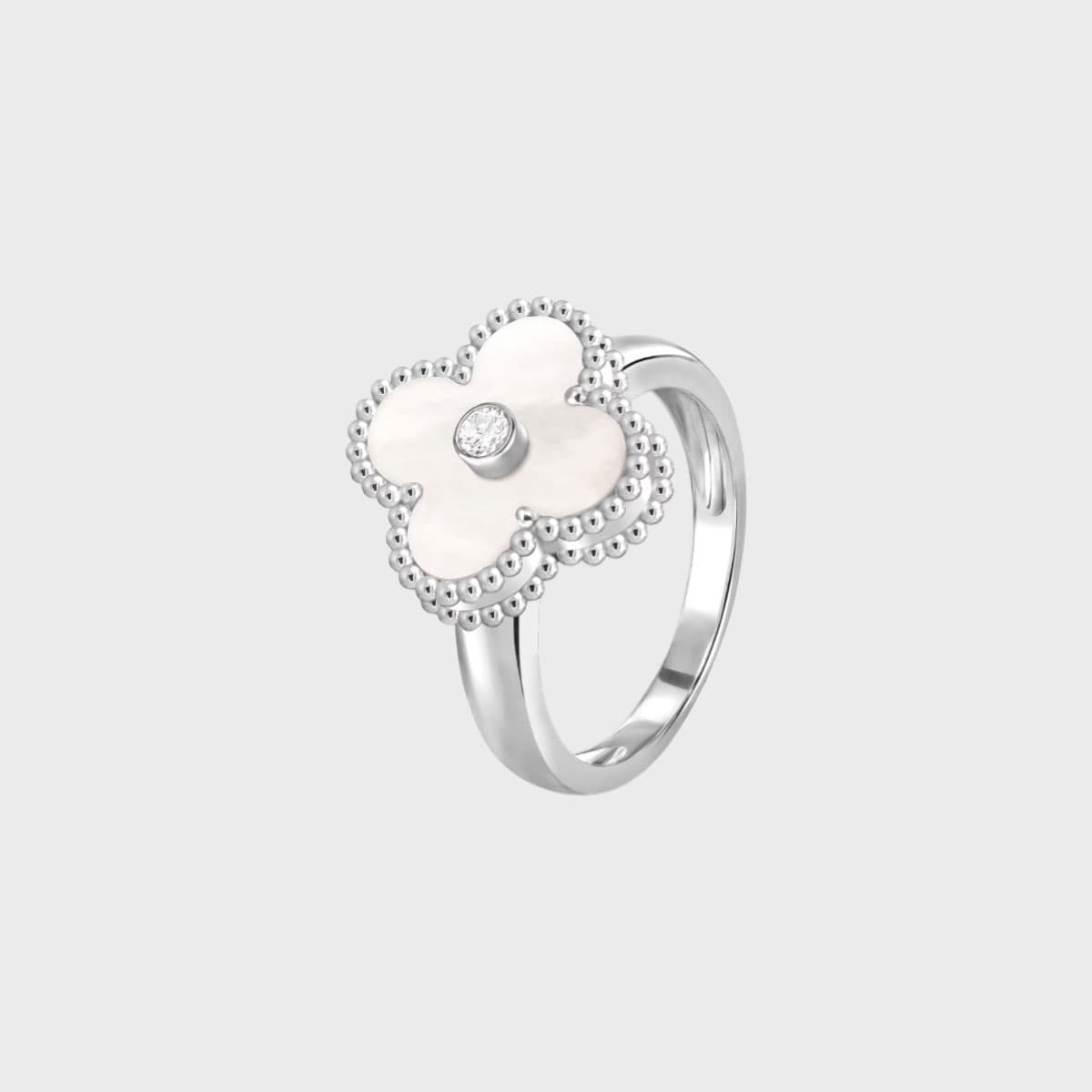 Van Cleef & Arpels Alhambra
